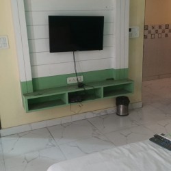 SV Shree Drona Hotel