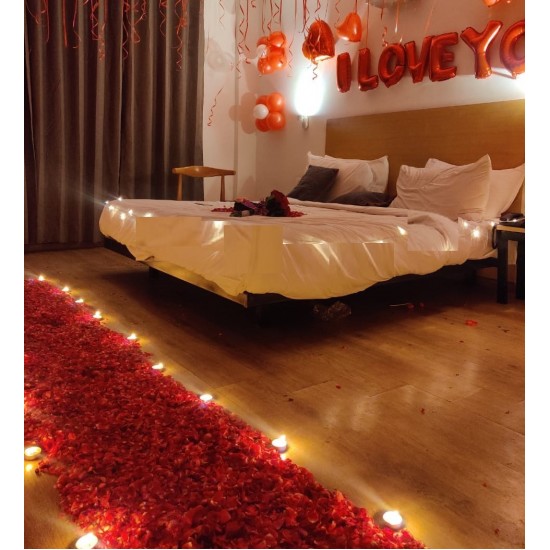 24 hrs Stay With Romantic Decoration Noida Sector 66