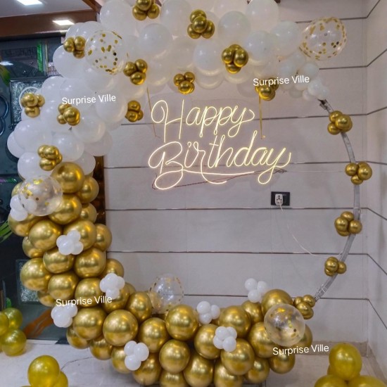 Elegant White and Golden Ring Decoration Elegant White and Golden Ring Decoration