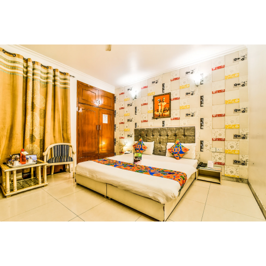 Surprise Ville Hotel Silver Leaf Sector 51 (24 Hrs Stay)